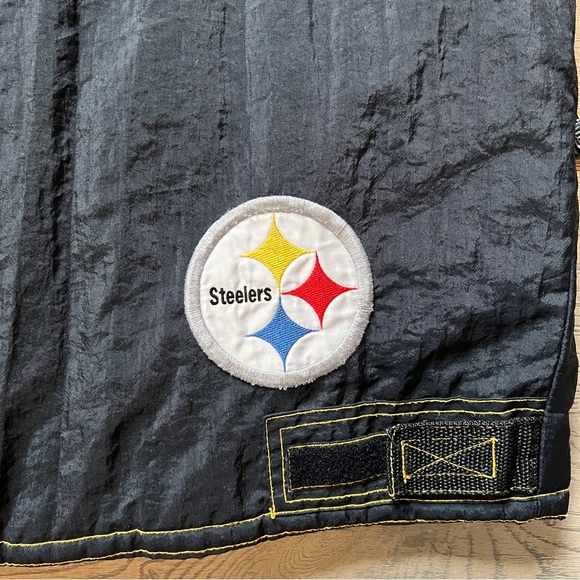 Champion Black and Yellow Steelers Winter Jacket - Picture 12 of 12